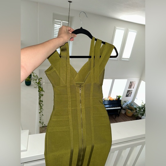 Beautiful olive green bandage dress - Picture 5 of 5